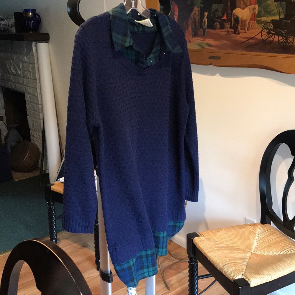 Women’s Sweater.